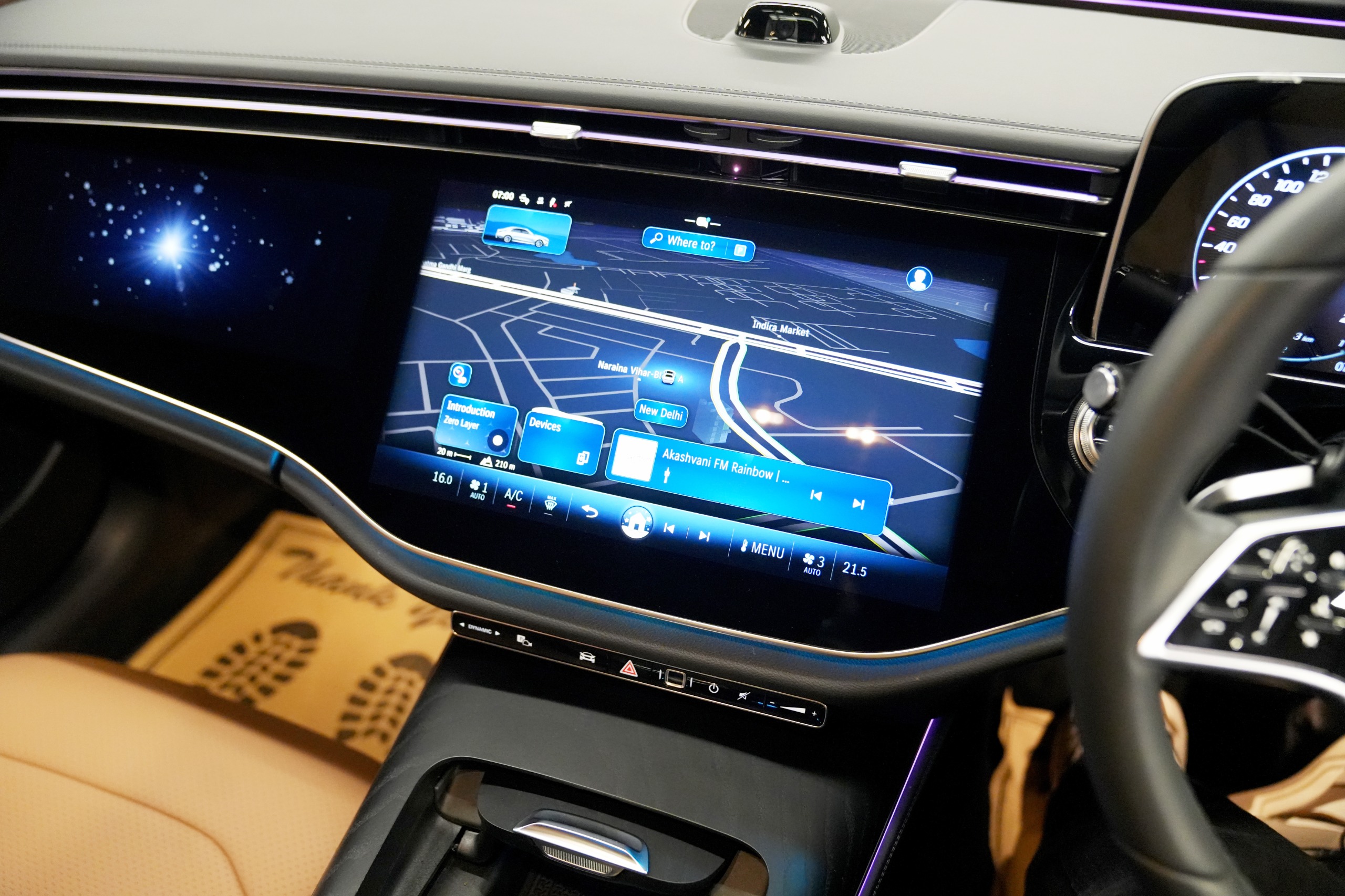 Mercedes-Benz E-Class  E200